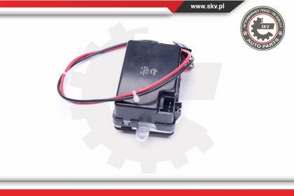 slika 95SKV077-Reostat ventilatora kabine Jeep Grand Cherokee II 2.7 CRD-3.1 TD-4.0-4.7 V8-zamenski rezervni deo