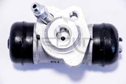 slika 10TO040-Cilindar zadnjeg levog točka Toyota Yaris SCP10  1.0 50 KW-zemenski rezervni