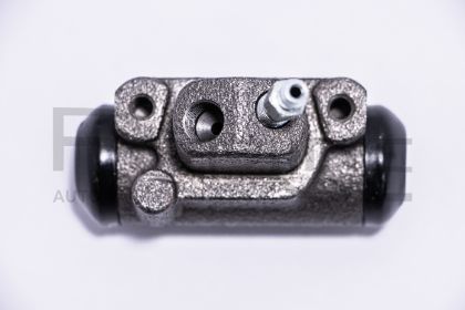 slika 10KI020-Kočioni cilindar zadnjeg desnog točka Kia K2500 2.5 D-Kia Preggio 2.5-2.5 TCi D- D-2.7 D-zamenski rezervni deo