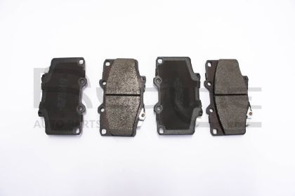 slika 27TO048-Pločice kočione prednje Daihatsu Rocky 2.8 TD-Toyota 4 Runner 3.0-Toyota Land Cruiser J7 4.2 D-Toyota Land Cruiser J8 2.4-4.2 D-4.2 TD-4.5 24V-zamenski rezervni deo