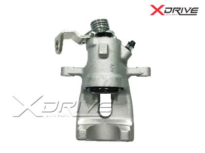 slika 07XD135-Kočiona čeljust zadnja leva Opel Astra G 1.6-1.6 16V1.7 CDTI-1.8 16V-2.0 DTI-2.2 16V-2.2 DTI-Opel Astra H 1.2-1.3 CDTI-1.7 CDTI-1.9 CDTI-1.4-1.6-1.6 Turbo-1.8-2.0 Turbo-Opel Meriva A 1.4-1.6